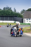 Vintage-motorcycle-club;eventdigitalimages;mallory-park;mallory-park-trackday-photographs;no-limits-trackdays;peter-wileman-photography;trackday-digital-images;trackday-photos;vmcc-festival-1000-bikes-photographs